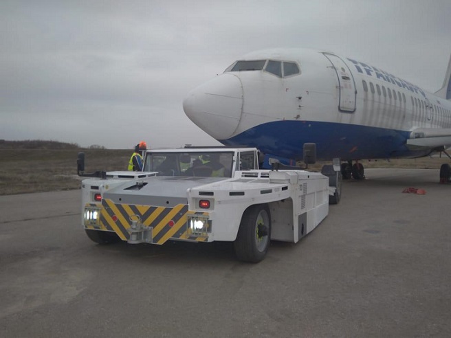 Безводильный аэродромный тягач TLD TPX-200 пополнил парк спецтехники аэропорта «Внуково»